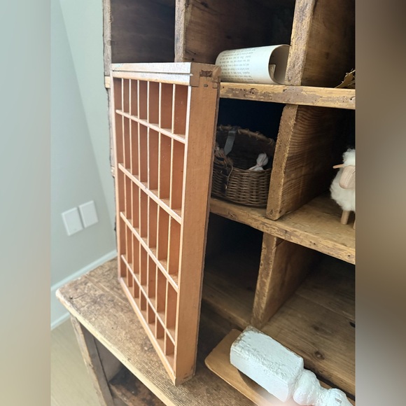 Vintage Wooden Printer's Tray - Picture 5 of 16